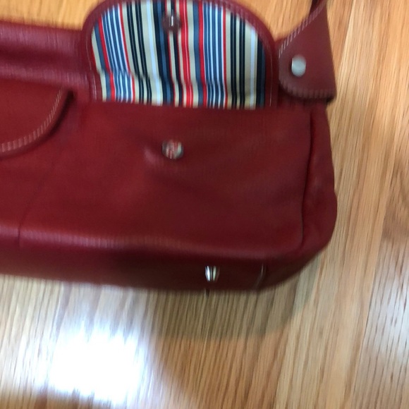 Like new MAXX New York Red Leather Shoulder Bag - Picture 3 of 8